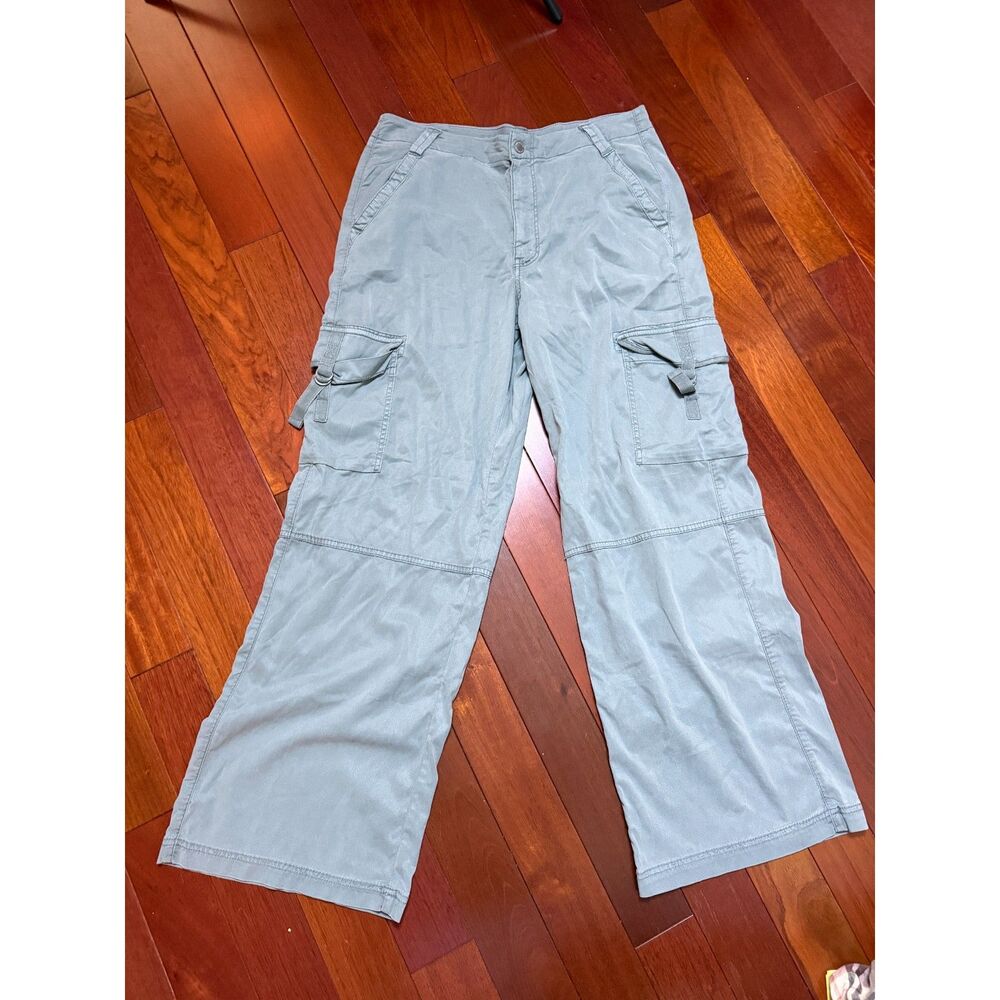 American Eagle Super High Rise Baggy Wide Leg Cargo Pants 12 Sage Green
